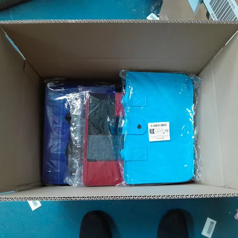 BOXED LOT OF APPROX. 10 STORAGE CASES. VARIOUS COLOURS AND SIZES