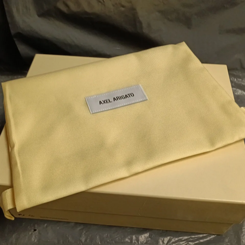 BOXED AXEL ARIGATO ERIS SNEAKERS IN LIGHT BLUE - UK 8