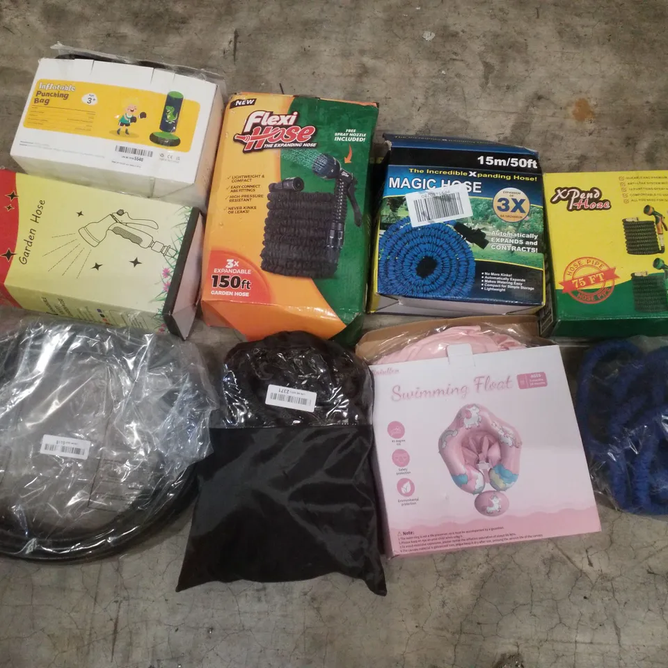 PALLET CONTAINING ASSORTED GARDEN HOSES & INFLATABLES 