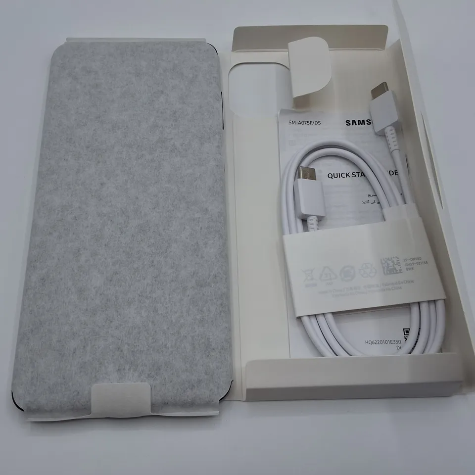 BOXED SAMSUNG GALAXY A07 4/64GB IN BLACK - SM-A075F