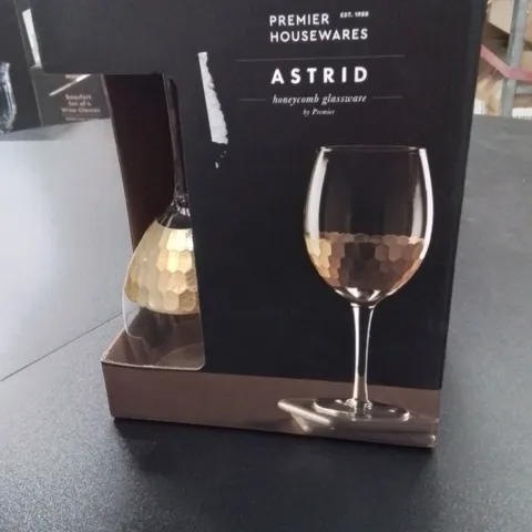 BOXED CORPUZ 300ML WINE GLASS 4PK