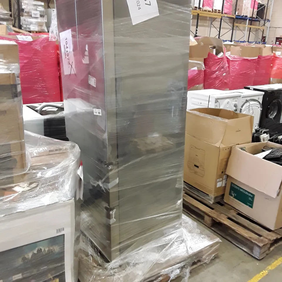 UNPROCESSED RAW RETURN HISENSE FREESTANDING FRENCH DOOR FRIDGE FREEZER