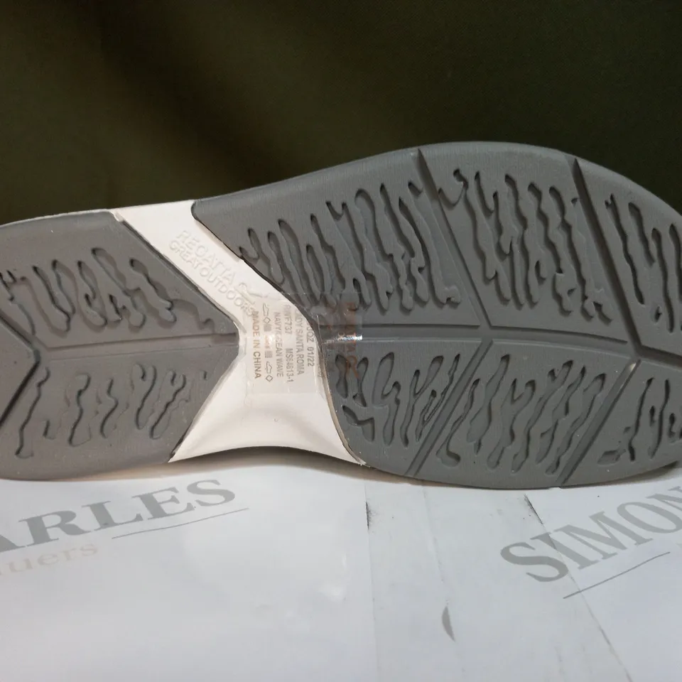 REGATTA LADY SANTA ROMA SANDALS SIZE 5