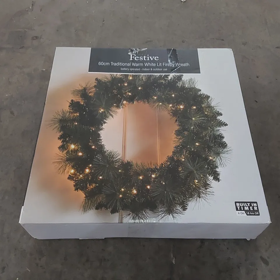 BOXED FAUX LIGHTED PINE 20CM WREATH (1 BOX)