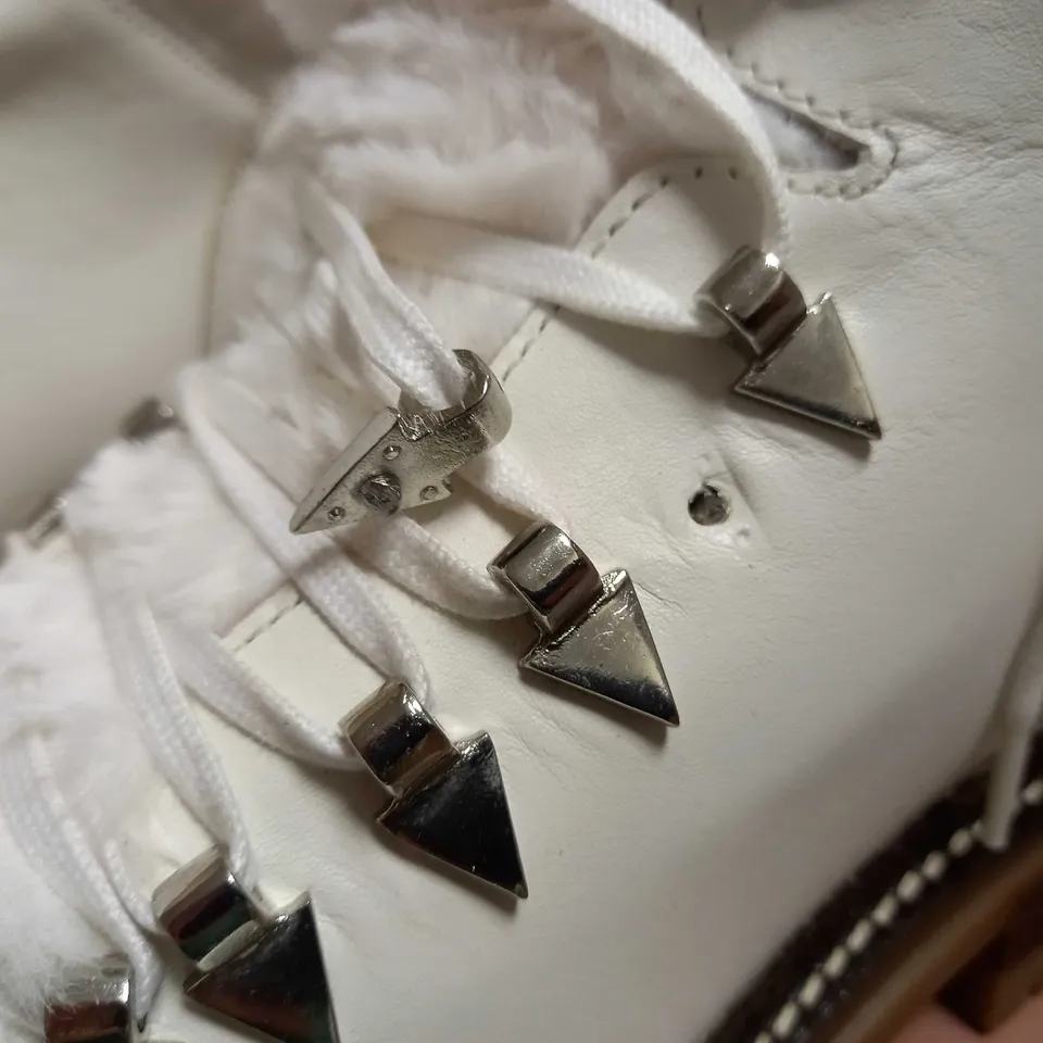 MODA IN PELLE CHIKKARA HIKER BOOTS WHITE LEATHER UK 6