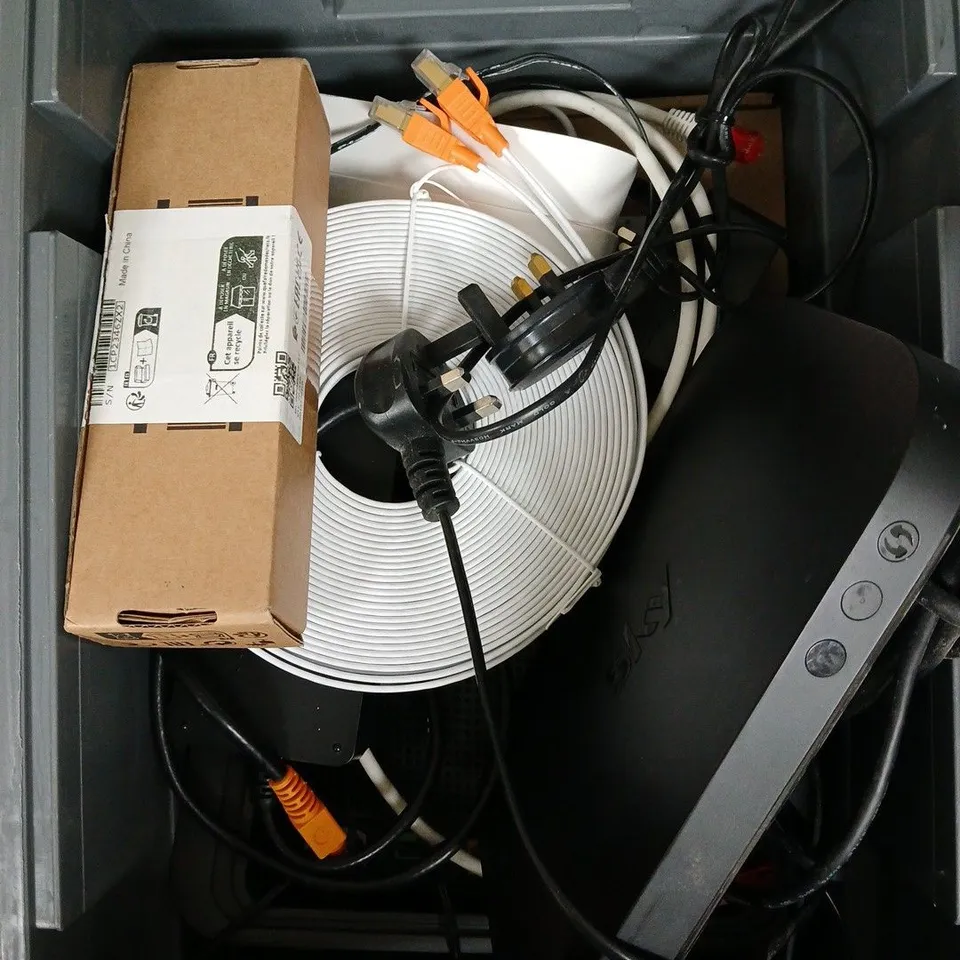 APPROXIMATELY 10 ASSORTED ELECTRICAL PRODUCTS TO INCLUDE ROUTERS, POWER CABLES, NETWORK CABLES ETC