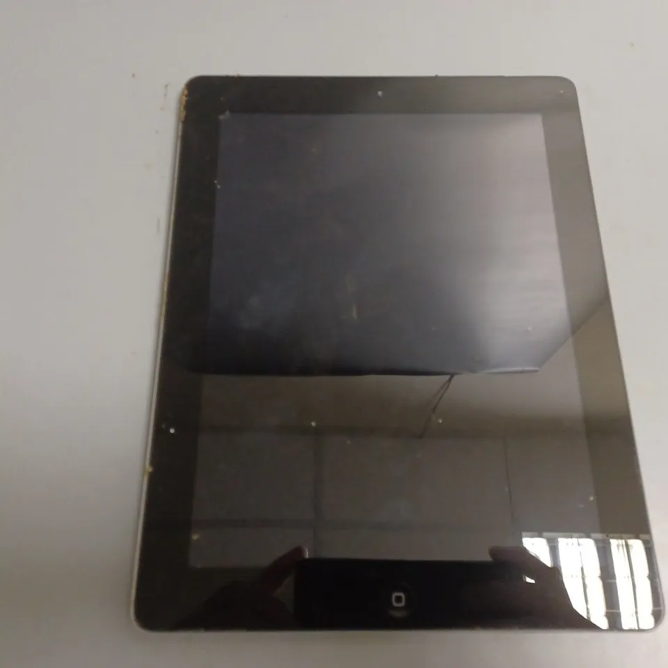 APPLE IPAD MODEL A1396