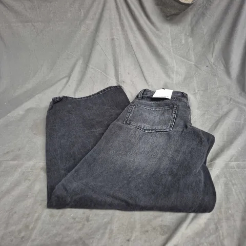 BERSHKA SIZE 6 JEANS