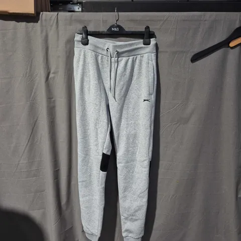 SLAZENGER GREY MEN'S JOGGERS β UK M (EU M, US M, ASIA L)