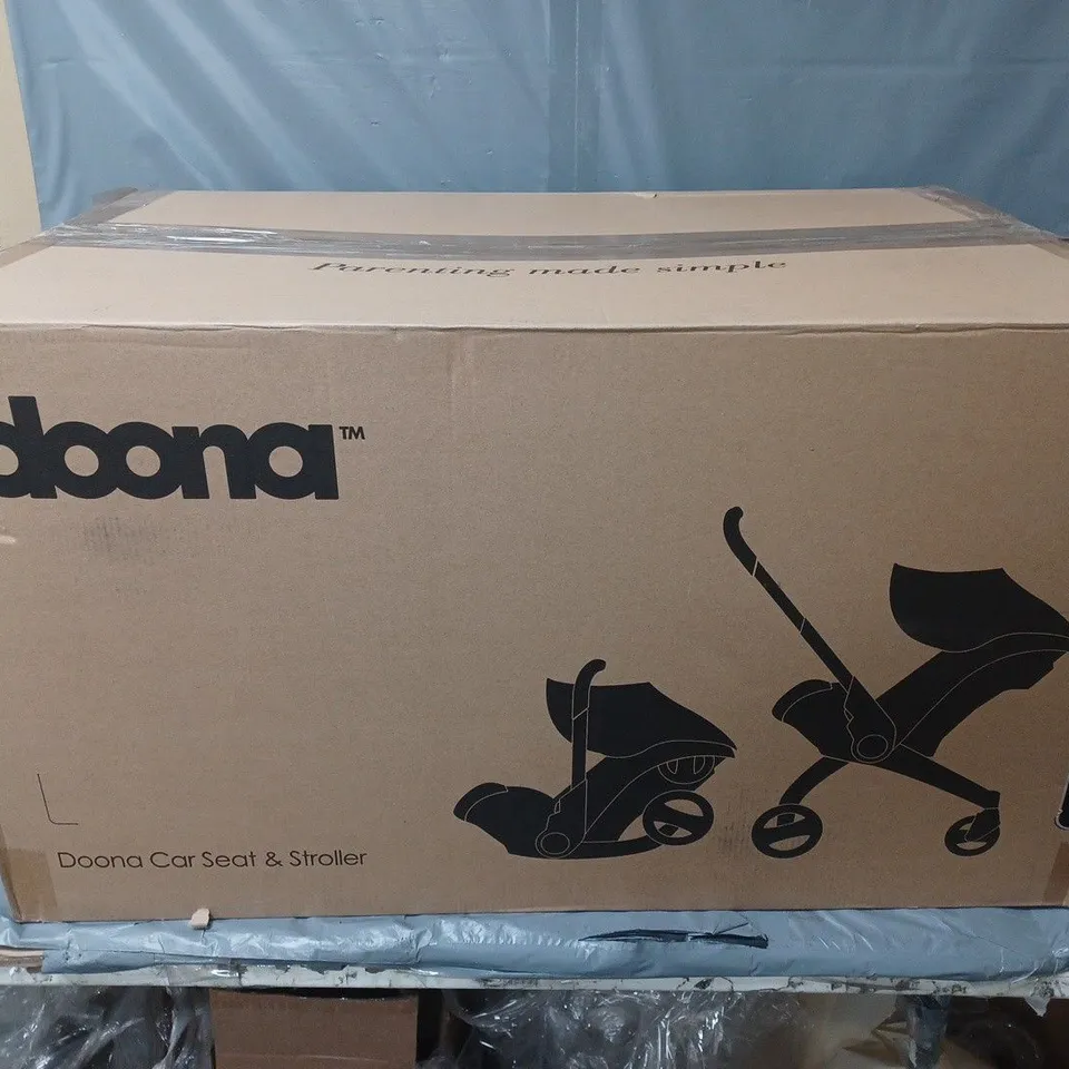 BOXED DOONA+ INFANT CAR SEAT/STROLLER
