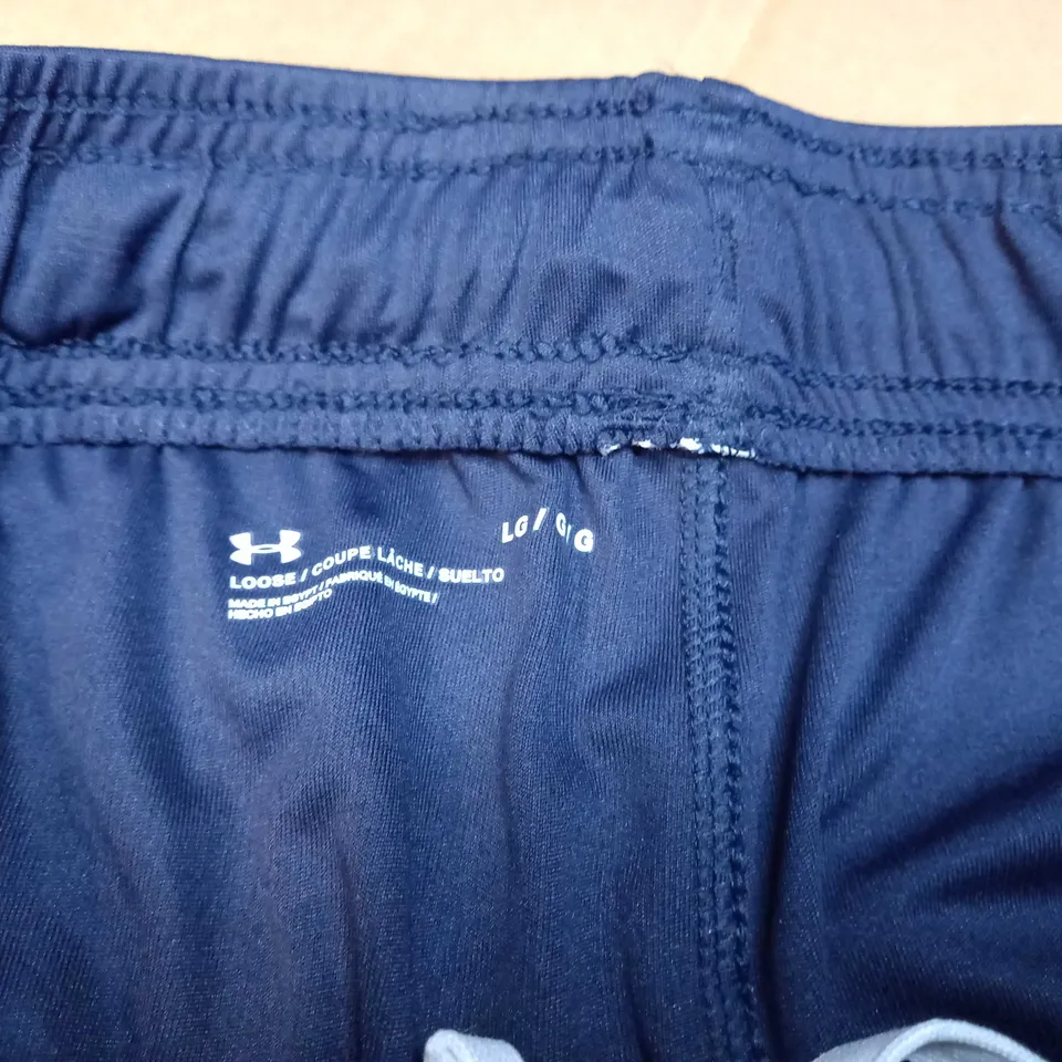UNDER ARMOUR NAVY/LOGO SPORTS SHORTS - LARGE