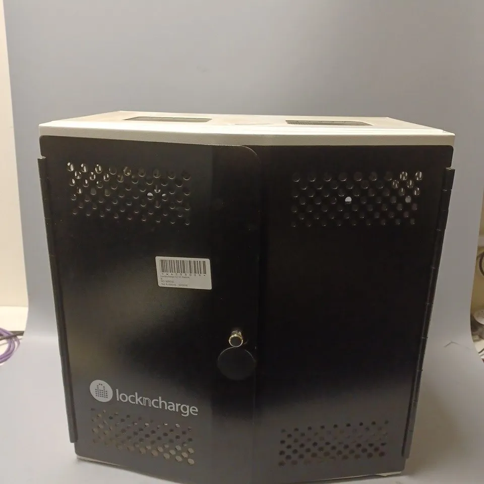 LOCK&CHARGE IQ 10 STATION 