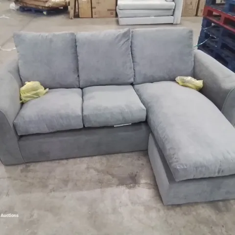 QUALITY DESIGNER FABRIC UPHOLSTERED CORNER SOFA/CHAISE LOUNGE