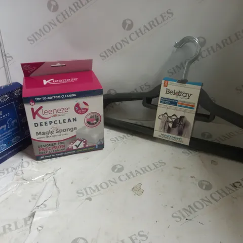 APPROXIMATELY 20 ASSORTED HOUSEHOLD ITEMS TO INCLUDE BELDRAY HANGERS, KLEENEZE DEEPCLEAN MAGIC SPONGE, SENSORY SELF-HEATING EYE MASK, ETC