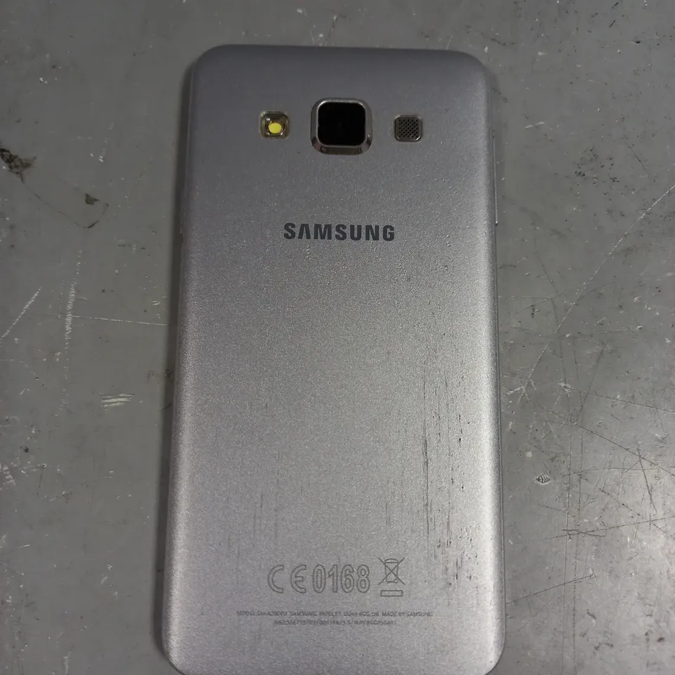 SAMSUNG GALAXY 3 SM-A300FU SMARTPHONE 16GB IN SILVER