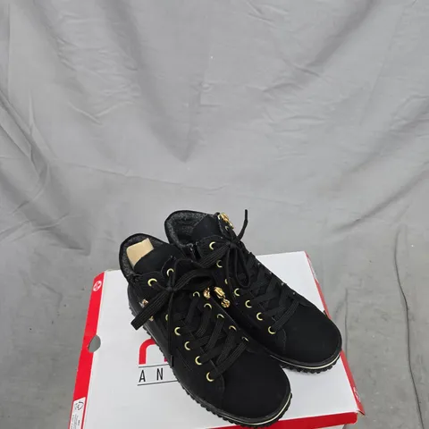 RIEKER ANTISTRESS WOMEN'S BLACK ANKLE BOOTS WITH FAUX FUR LINING – BOXED UK 5