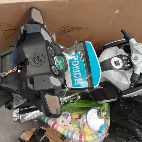 ELECTRIC RIDE ON BMW POLICE BIKE [COLLECTION ONLY] (1 ITEM)