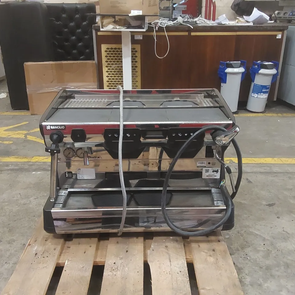 RANCILIO CLASSE 7 COMMERCIAL 2 GROUP COFFEE MACHINE