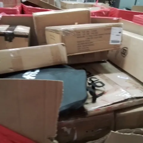 PALLET OF ASSORTED HOUSEHOLD GOODS AND PRODUCTS TO INCLUDE;PICTURE FRAME,FOLDING CHAIR,SIDE TABLE