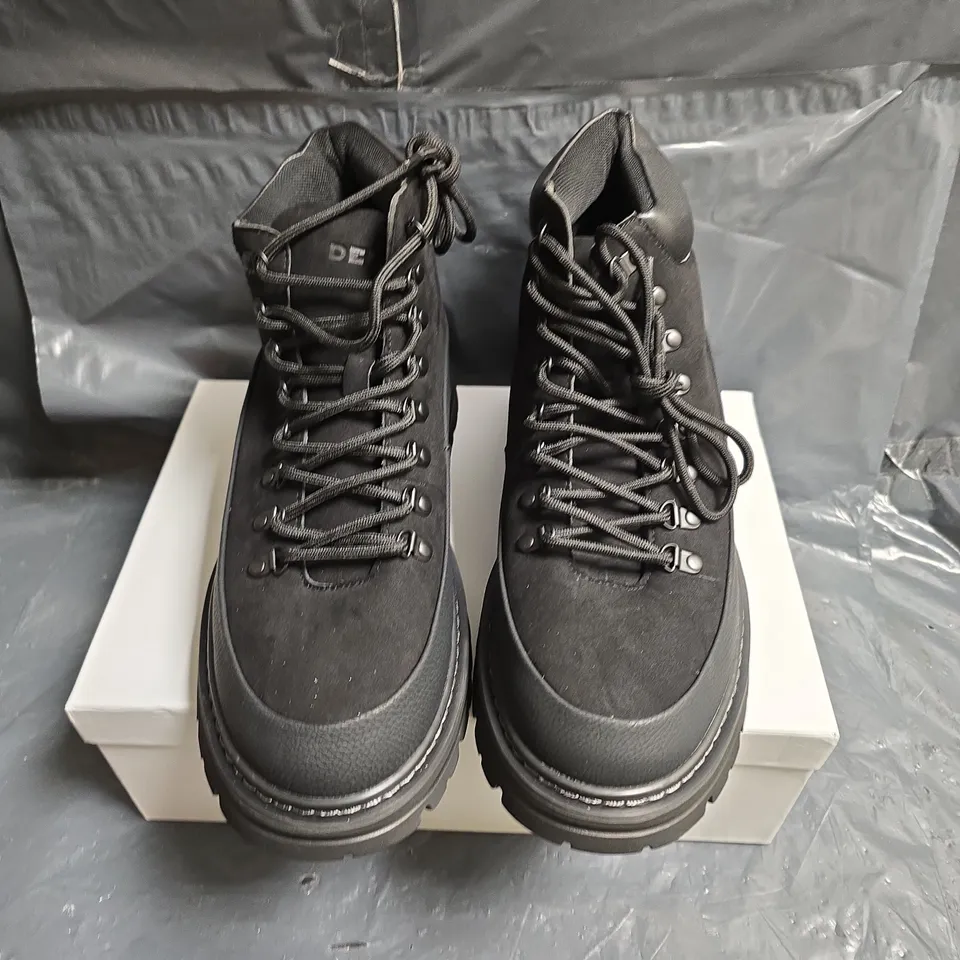 CONZURI BLACK LEATHER BOOTS – UK 9.5 (US 10, EU 44) (VERIFY MODEL)