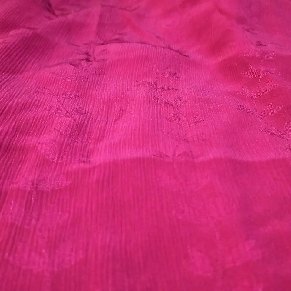 J.TAYLOR DARK RED SATIN STYLE PENCIL SKIRT - SIZE 18