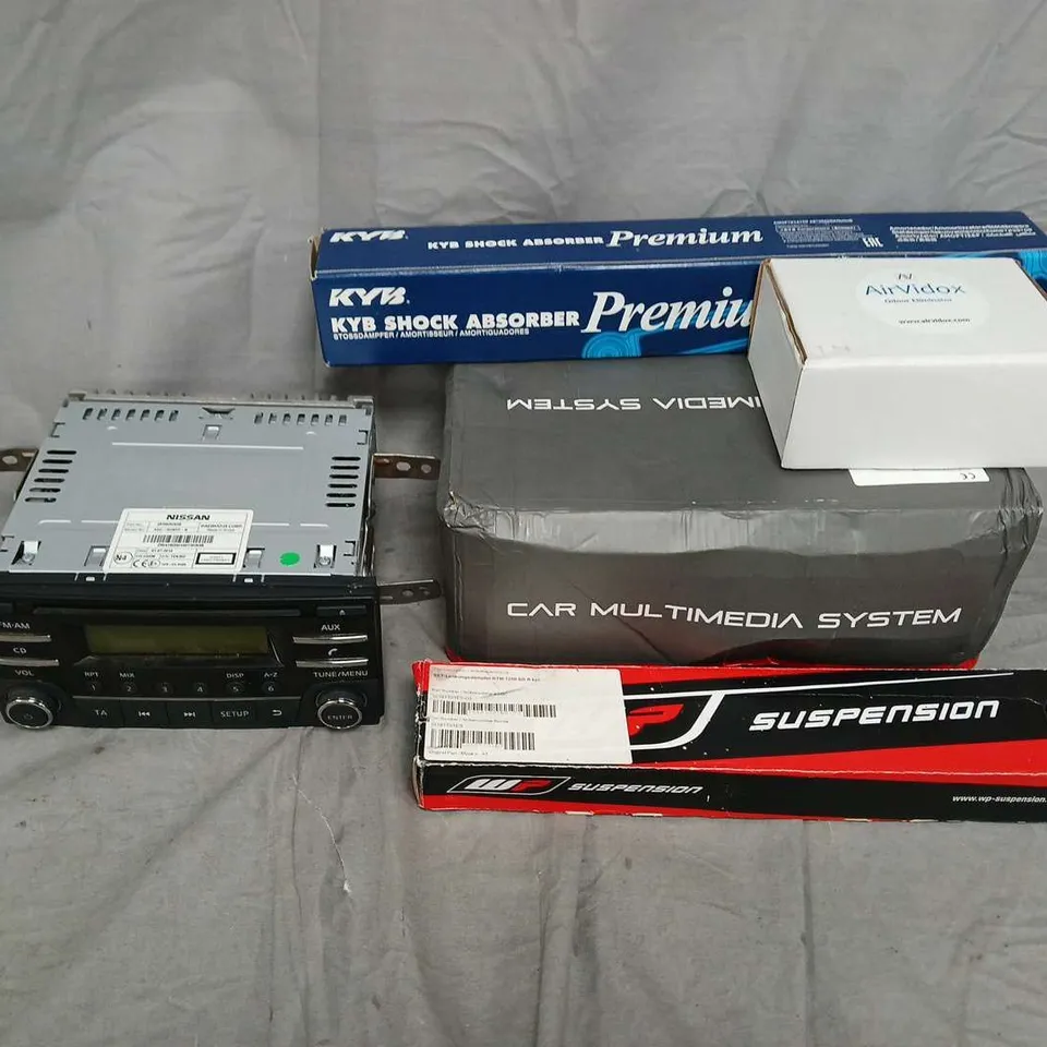 APPROXIMATELY 15 ASSORTED VEHICLE PARTS & ACCESSORIES TO INCLUDE CAR STEREO, CAR MULTIMEDIA SYSTEM, KYB SHOCK ABSORBER, ETC - COLLECTION ONLY