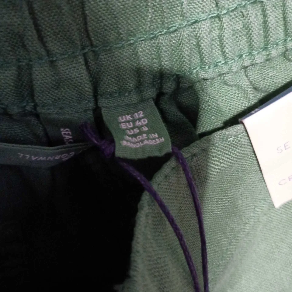 GREEN GARMENT-DYED LINEN CROPPED TROUSERS – UK 12 SEA SALT CORNWALL