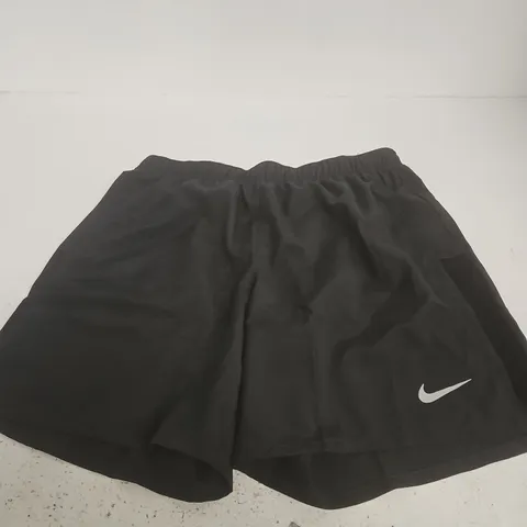 NIKE DRI-FIT SHORTS β BLACK, SIZE M