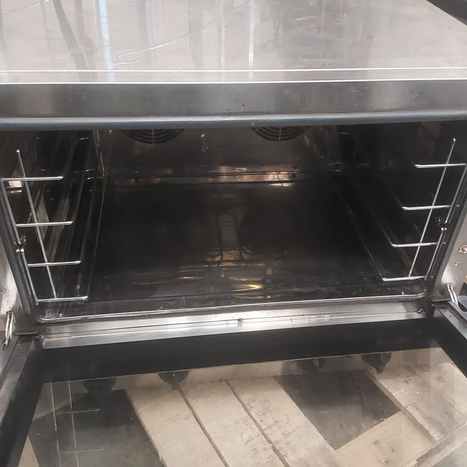 SMEG COMMERCIAL OVEN