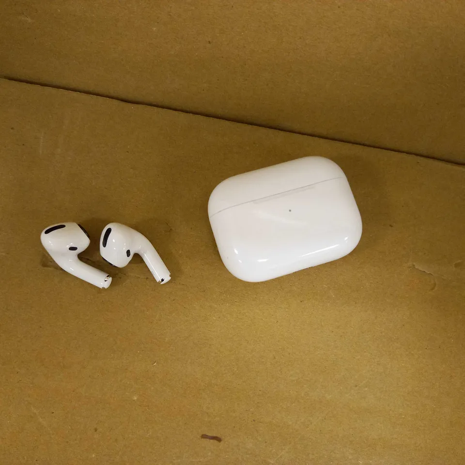 BOXED APPLE AIRPODS PRO
