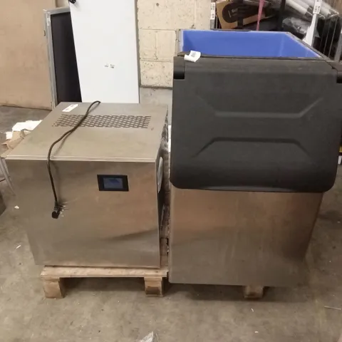 ADEXA CIM200 ICE MACHINE WITH LARGE ICE STORAGE BIN