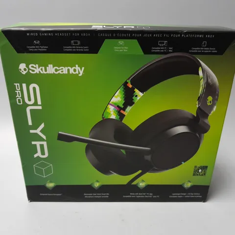 BOXED SKULLCANDY SLYR PRO HEADSET