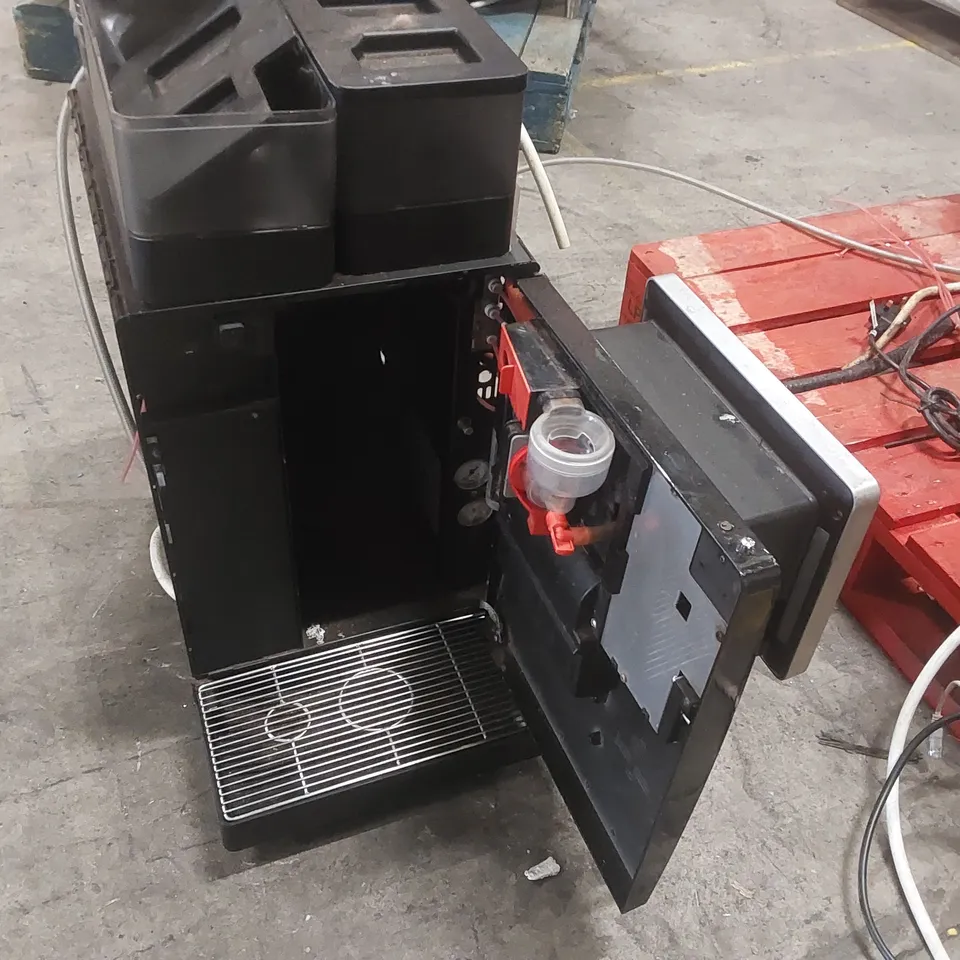 FRANKE A600 COMMERCIAL COFFEE MACHINE