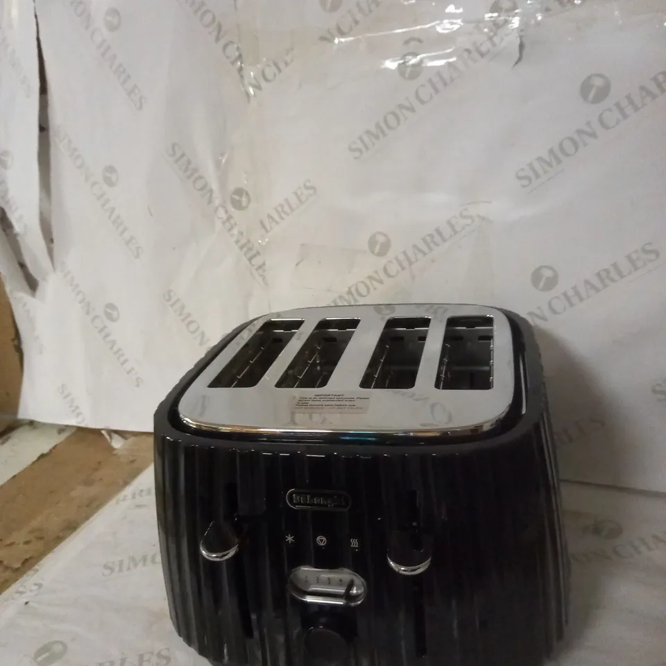 DELONGHI BALLERINA 4 SLICE TOASTER RRP £69