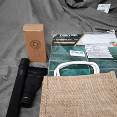 BOX OF APPROXIMATELY 15 ASSORTED HOUSEHOLD ITEMS TO INCLUDE VACUUM CLEANER PARTS, MINI FAN AND SMALL WOVEN BAG