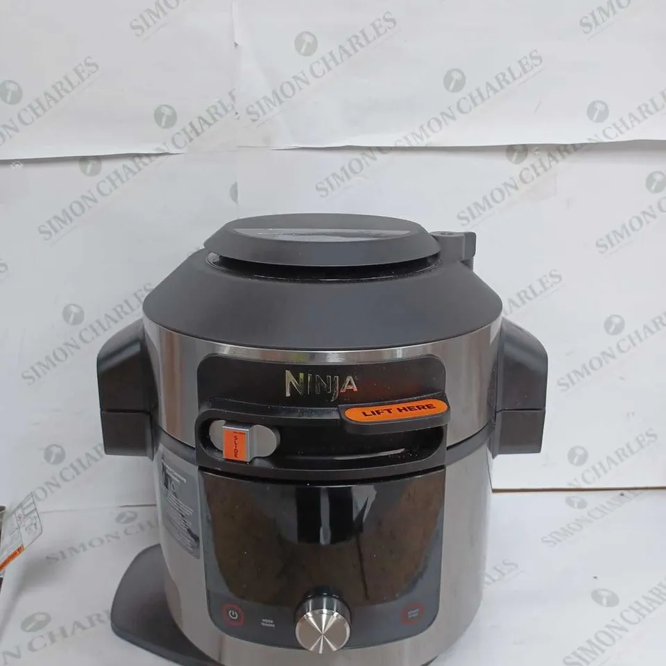 NINJA FOODI SMARTLID 7.5L MULTI COOKER & AIR FRYER