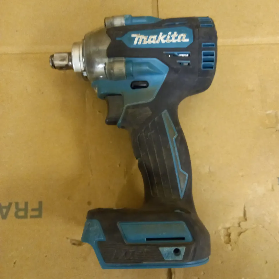 MAKITA DRILL