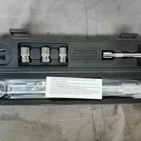 1/2" DRIVE MICROMETER ADJUSTABLE TORQUE WRENCH KIT IN CASE