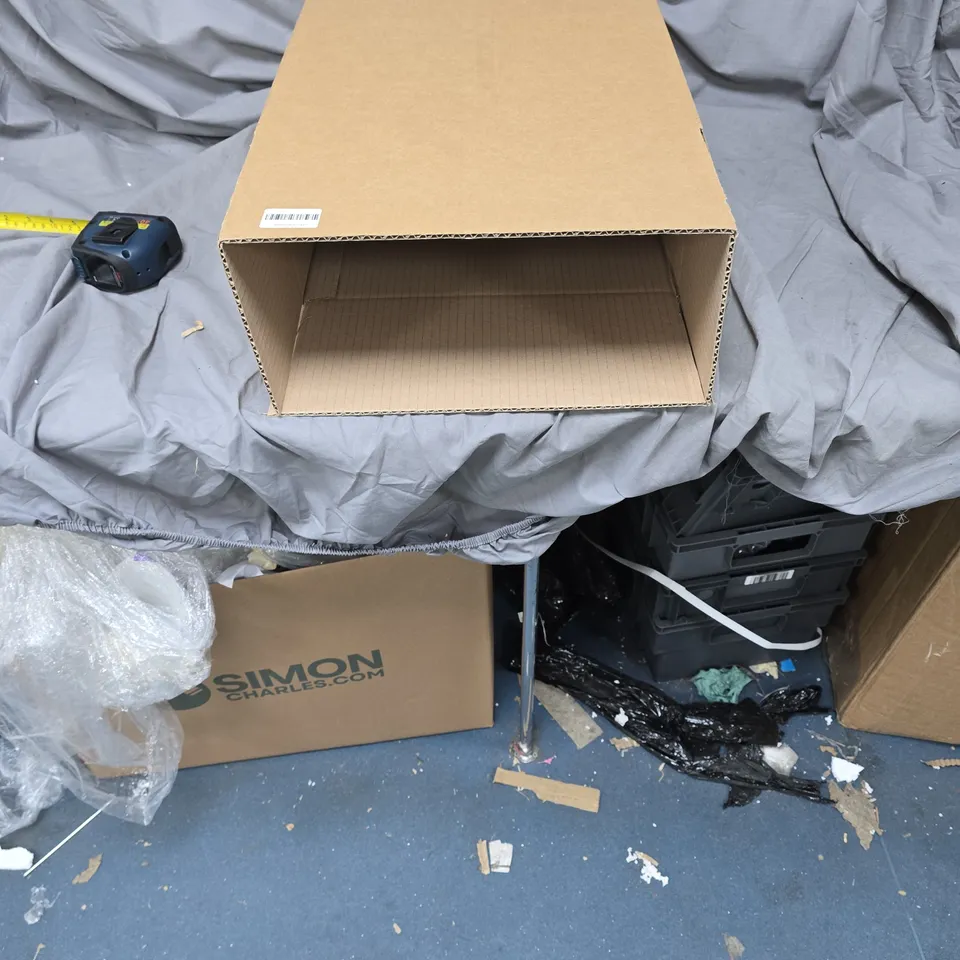 BOX OF APPOXIMATELY 30 RECTANGULAR BROWN CARDBOARD BOXES