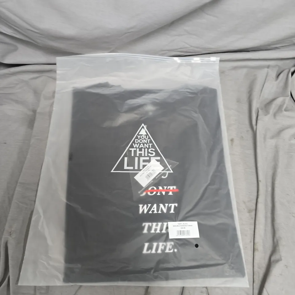 BAGGED YOU DONT NEED THIS LIFE REDLINE OVERSIZED TEE - SIZE M