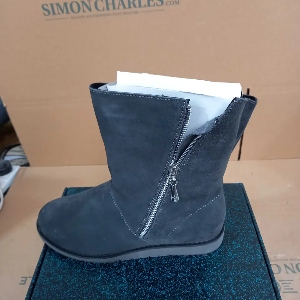EMU AUSTRALIA EKOL BOOTS - DARK GREY - UK 7