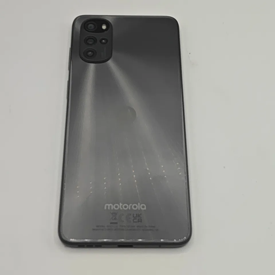 UNBOXED MOTOROLA MOTO G22 64GB IN SILVER - XT2231-2