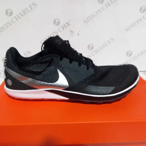 BOXED NIKE ZOOM RIVAL XC 6 - UK SIZE 9