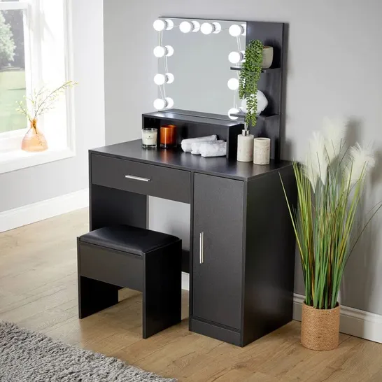 Lot 3541: BOXED ROIANNE 1 DRAWER DRESSING TABLE SET WITH LED MIRROR ...