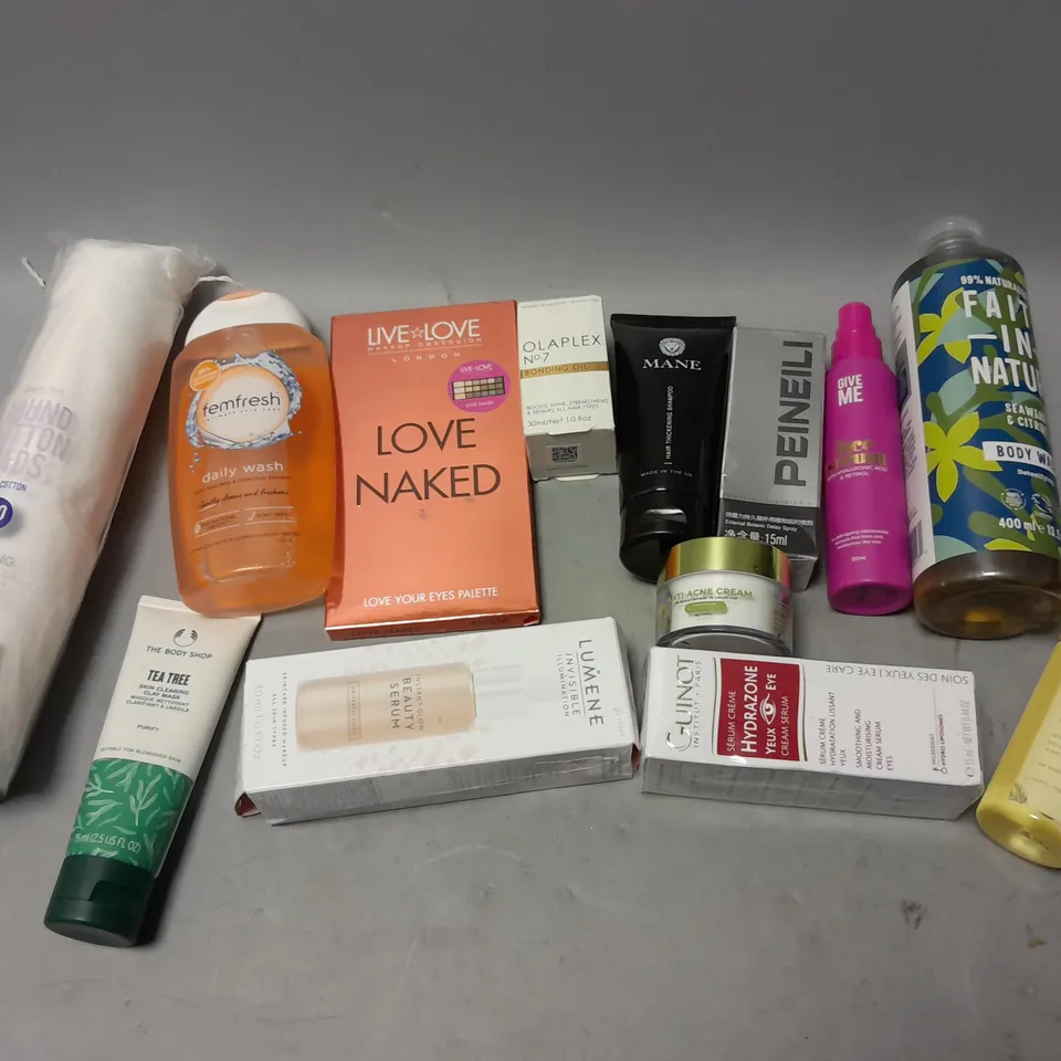 BOX OF APPROXIMATELY 15 COSMETIC ITEMS TO INCLUDE COTTON PADS, FAITH IN NATURE BODY WASH, AND MANE HAIR THICKENING SHAMPOO ETC. 