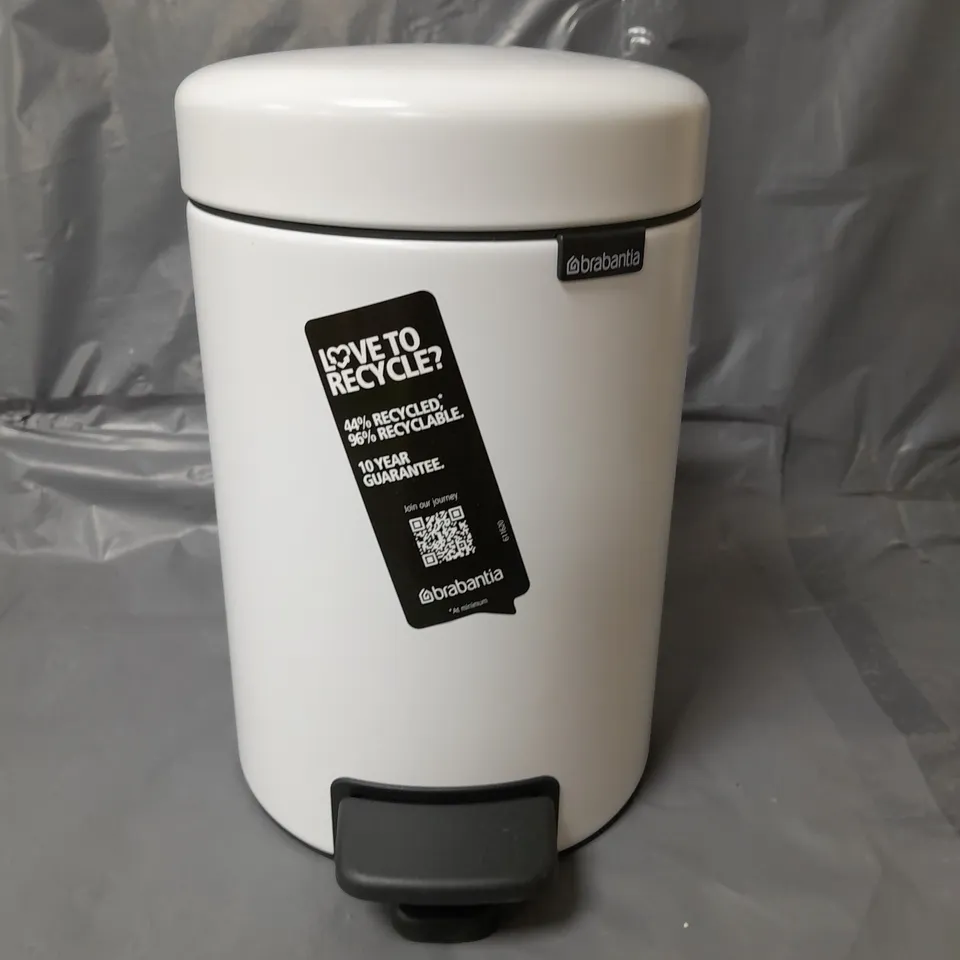 BRABANTIA NEWICON 3-LITRE WHITE PEDAL BIN