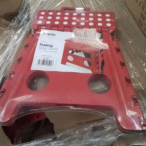BOX CONTAINING APPROXIMATELY 12 BRAND NEW KEPLIN STEP STOOLS