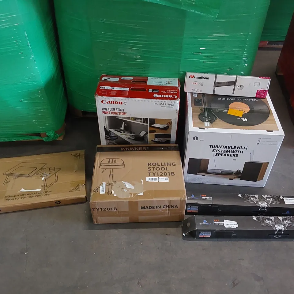 PALLET OF ASSORTED CONSUMER PRODUCTS TO INCLUDE: TURNTABLE HI-FI SYSTEM WITH SPEAKERS, CANON WIRELESS PRINTER, ROLLING STOOL, LAPTOP TRAY, GAMING MOUSE MATS ECT