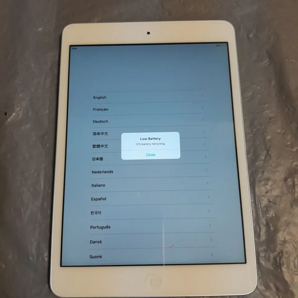 UNBOXED APPLE IPAD MINI IN WHITE - A1432