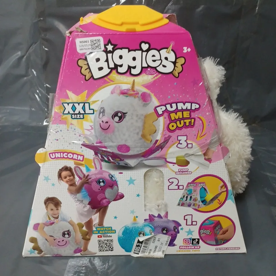 BIGGIES XXL SIZE PUMP UP TOY WHITE